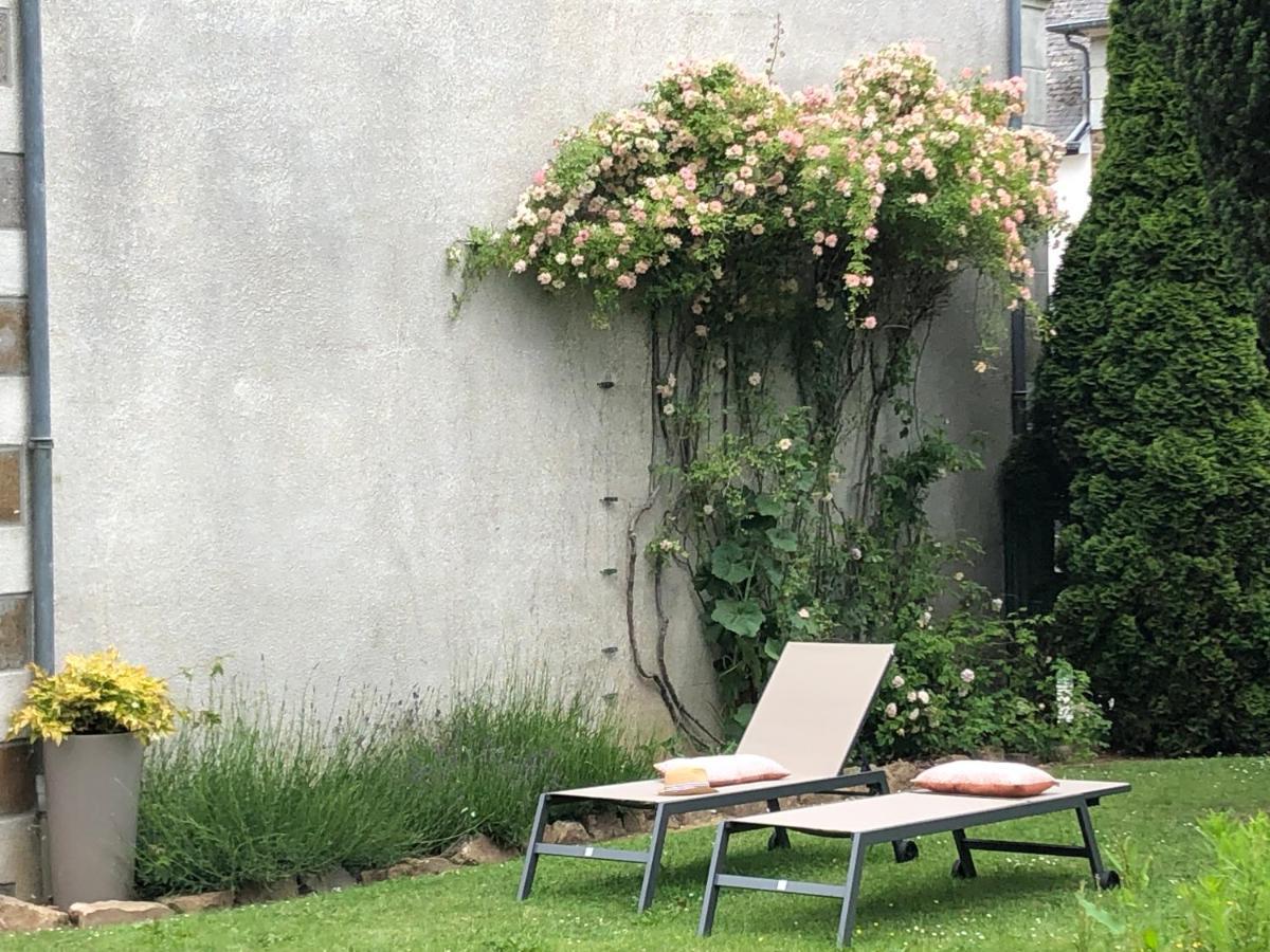 Les Hirondelles De La Villa Des Roses Pontmain Exterior foto